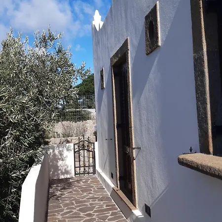 Soprana, Casa Per Vacanze * Lipari